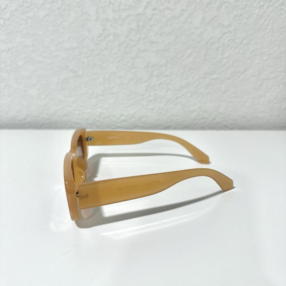 Andwood Woman's Sunglasses Chic Vintage-Style Sunglasses - Peach Pink - Picture 4 of 5